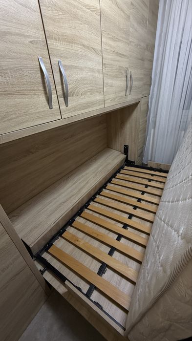 Dormitor pe comandă cu pat rabatabil  pentru camera mica bloc