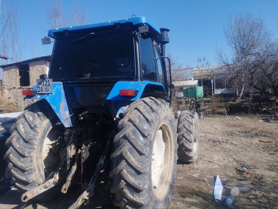 New Holland TS 130