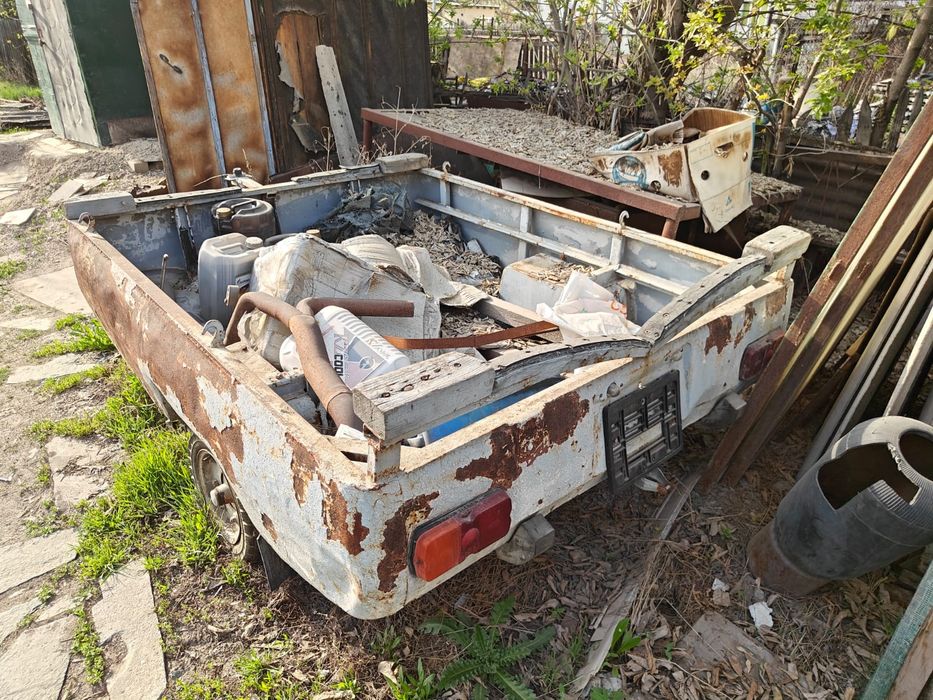 Прицеп автомобильный