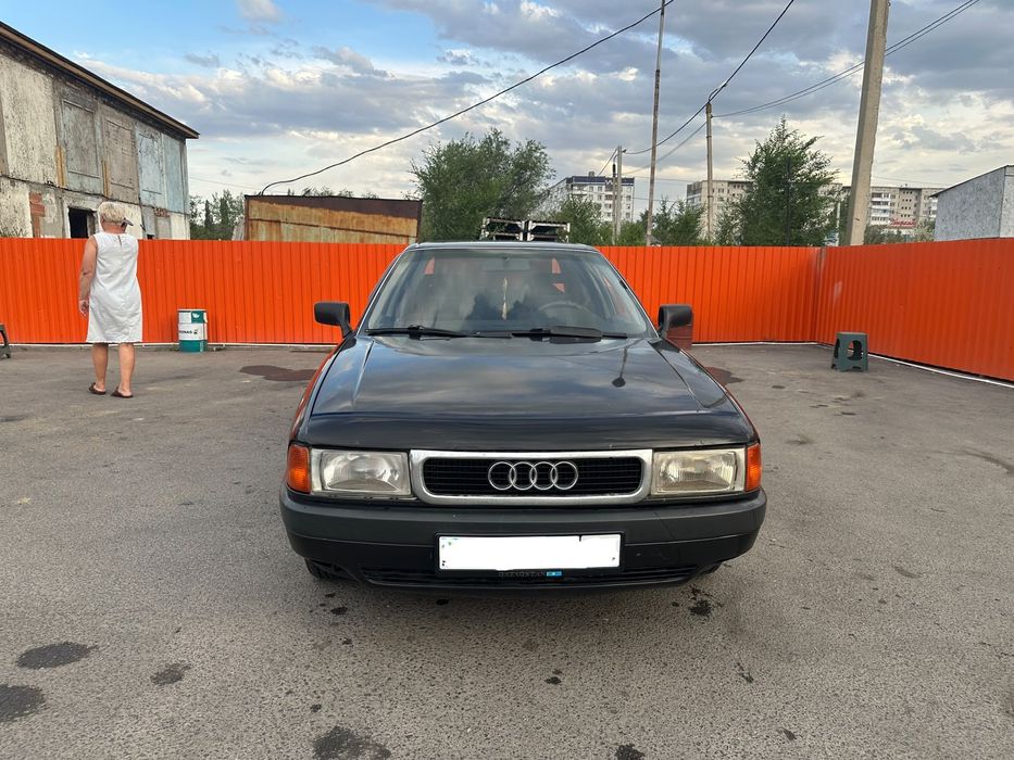 Продам Ауди 80 б3