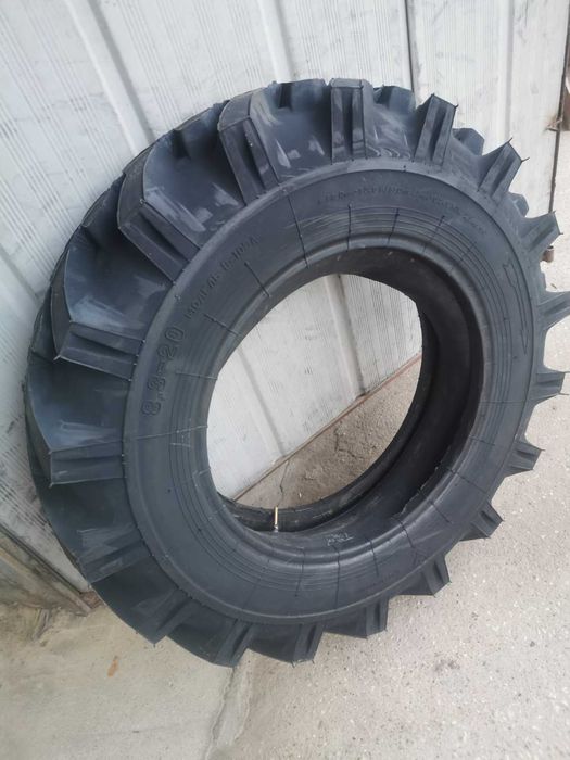 Нови гуми Rosava 8,3-20 модел В-105А -за трактор с предно предаване