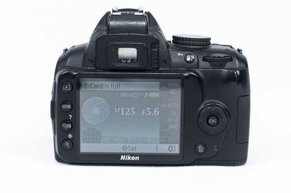 Nikon D3000 - BODY - Defect