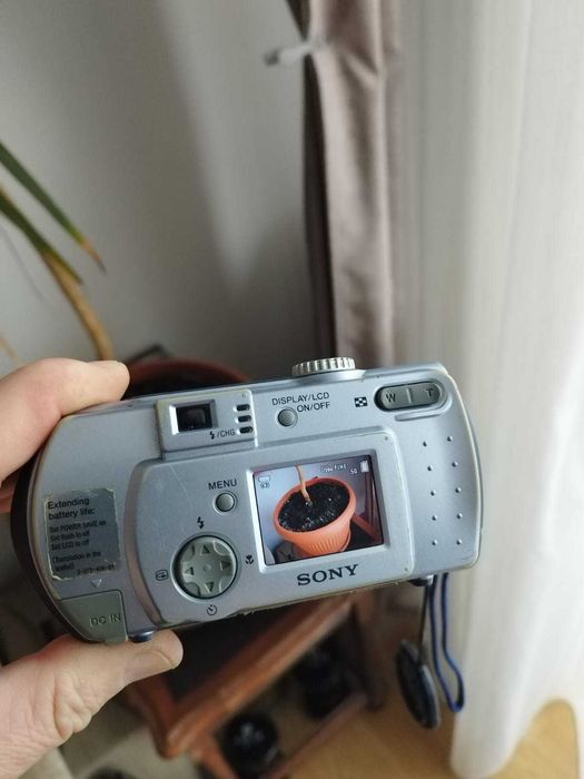 Sony Camera foto digitala Sony Cyber Shot DSC-P30 Functional
