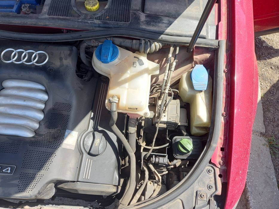 Dezmembrari Audi A4 B6 (8E) (2000-2004) 2.4 Benzina