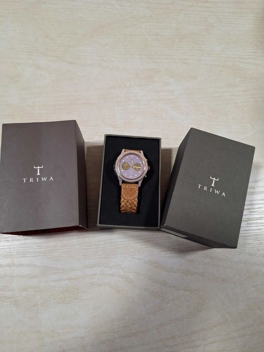 Шведские часы женский новый