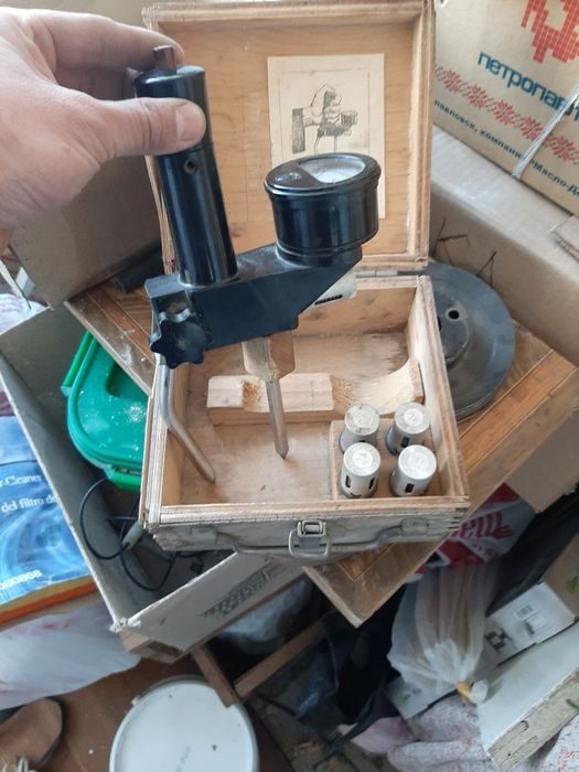 Акумуляторный пробник.Вольтметр.