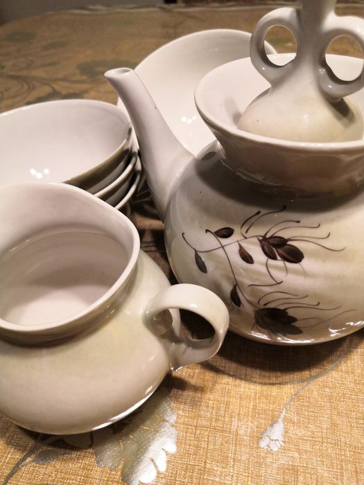 Продам сервис чайный