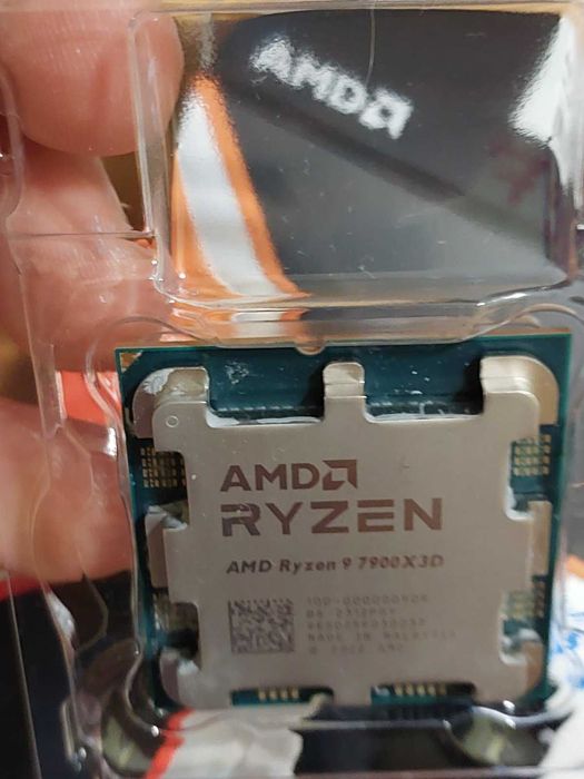 AMD Ryzen 9 7900X3D, 12-ядрен, 128 MB L3 Cache