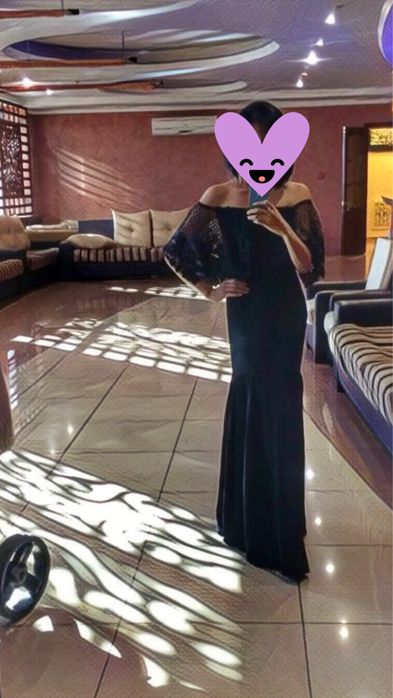 Платье нарядное в пол