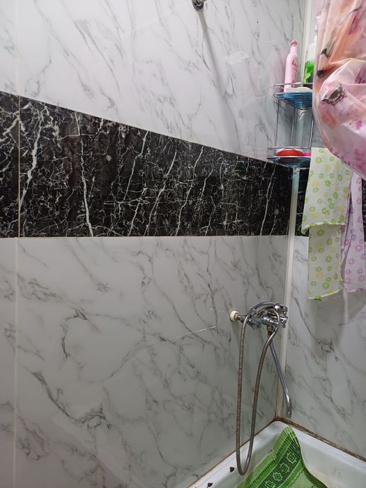 Срочно продаётся 2/4/4 Лисунова 4