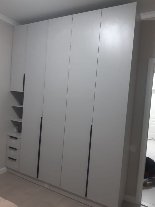 Разобрать мебель и собрать