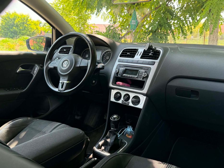 VOLKSWAGEN Polo 2013 — imagine 5
