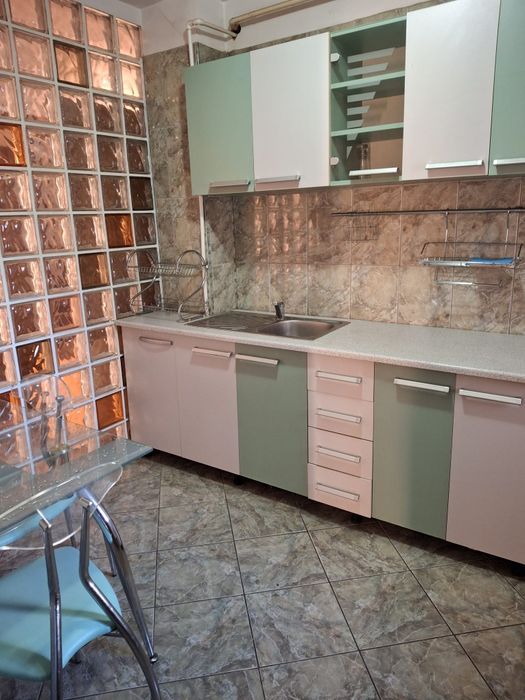 Apartament de închiriat