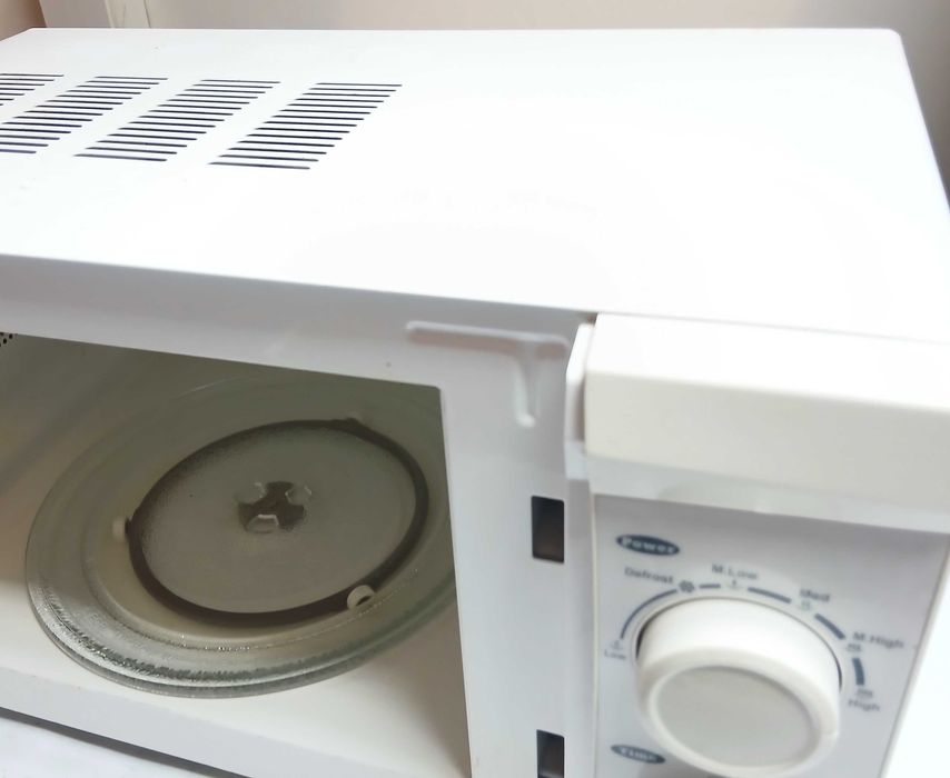 Микровълнова фурна SANG