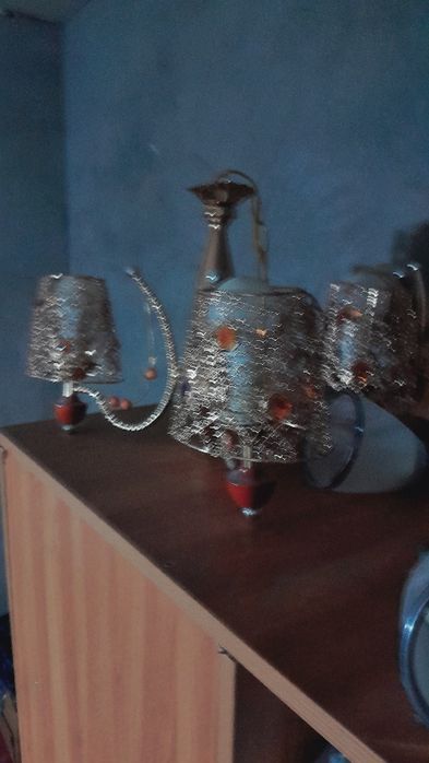 Люстра сатылады.