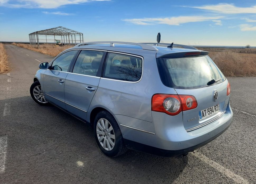 Dezmembrez Passat b6 2.0 tdi bmr