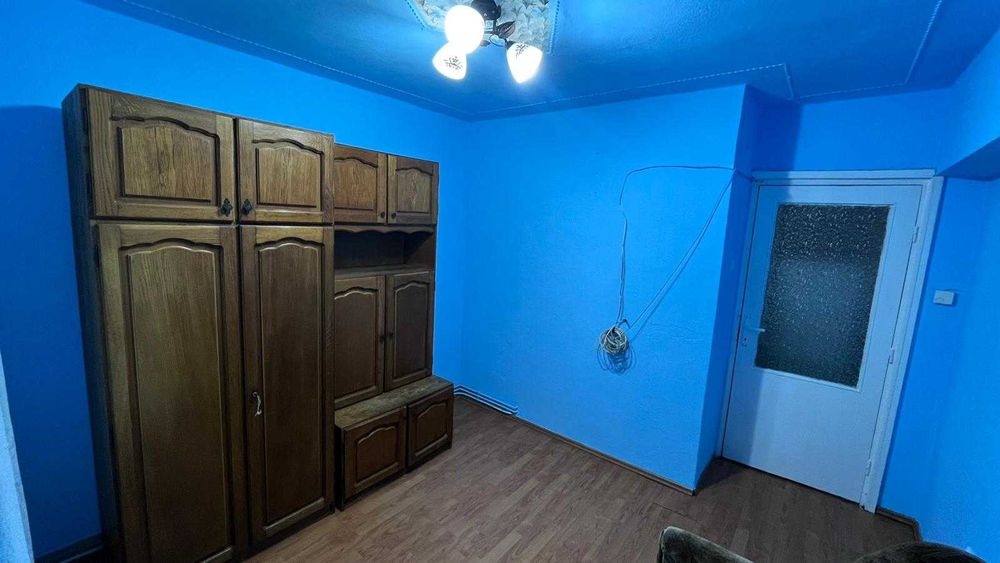 Închiriez apartament 2 camere, 56 mp, Unirii Dej, centrală proprie