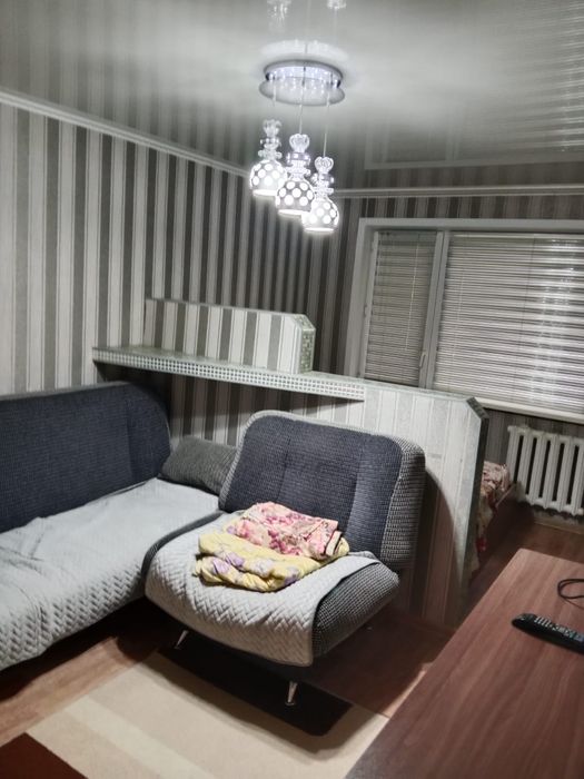 Сдам двушку на 7 мкр