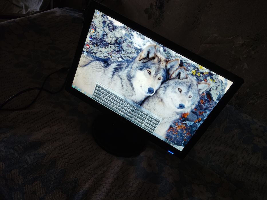 Монитор 17 дюйма