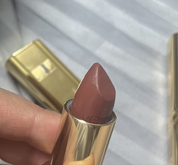 Помады L’Oreal Paris