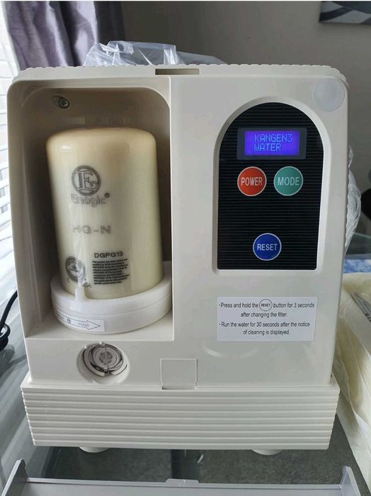 ЧИСТО НОВ ОРИГИНАЛЕН ENAGIC LEVELUK R TYH-71 KANGEN WATER MACHINE