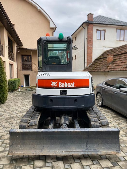 Miniexcavator Bobcat E45