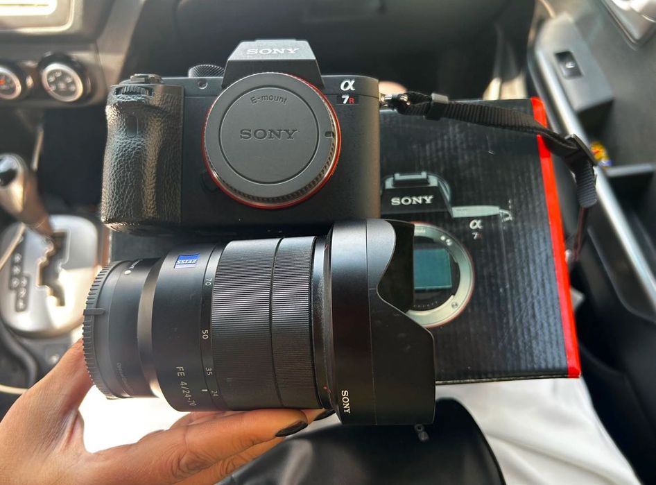 фотоаппарат Sony и объектив