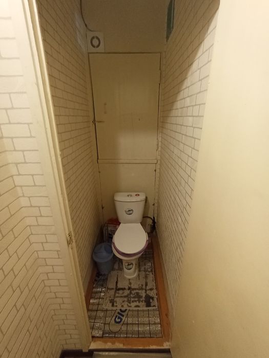 Yunusobod tumani 9 kvartal 1-5-5 kvartira sotiladi