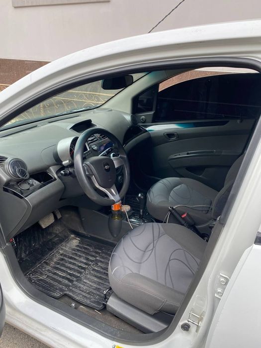 Продам Спарк Автомат