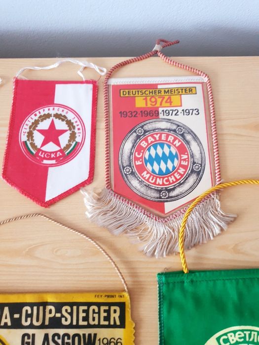 Футбол артикули за фенове