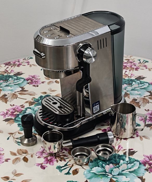 Espressor DeLonghi Dedica Maestro Plus
