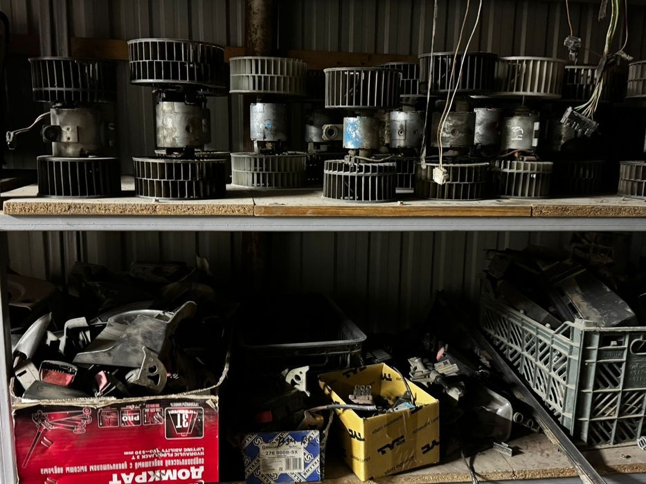 BMW e34. Разбор Есть всё. Возможна отправка.