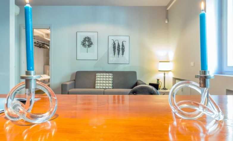 Дава се под наем Двустаен апартамент в Пловдив, Център - 46 кв.м за 132.6 € - Снимка #1