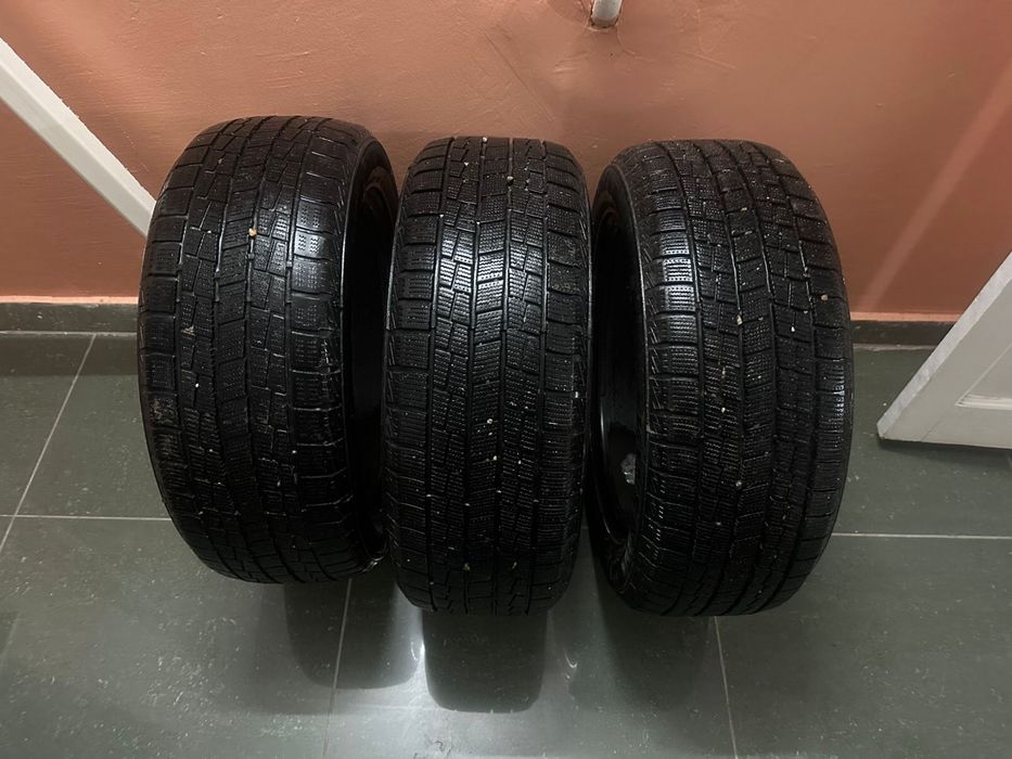 Продам шины зимние