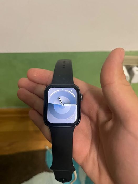 Apple Watch Series 6 (84% sanatate baterie)