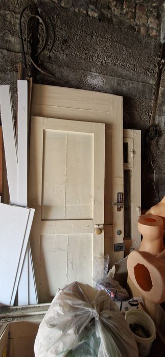 Двери, б/ү двери, есіктеи