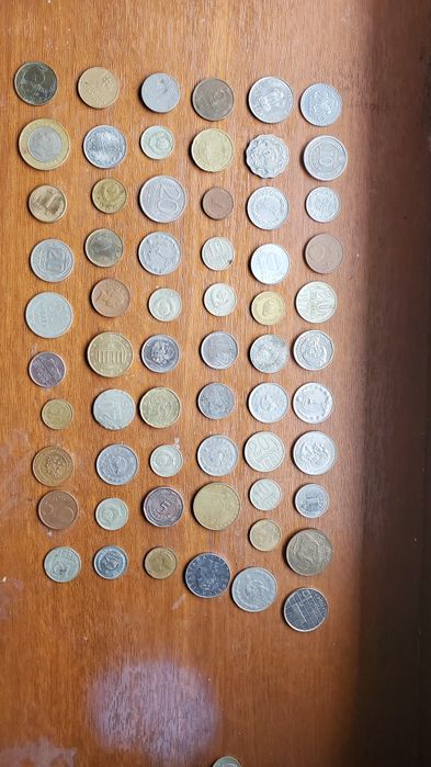 Разные монеты разных стран