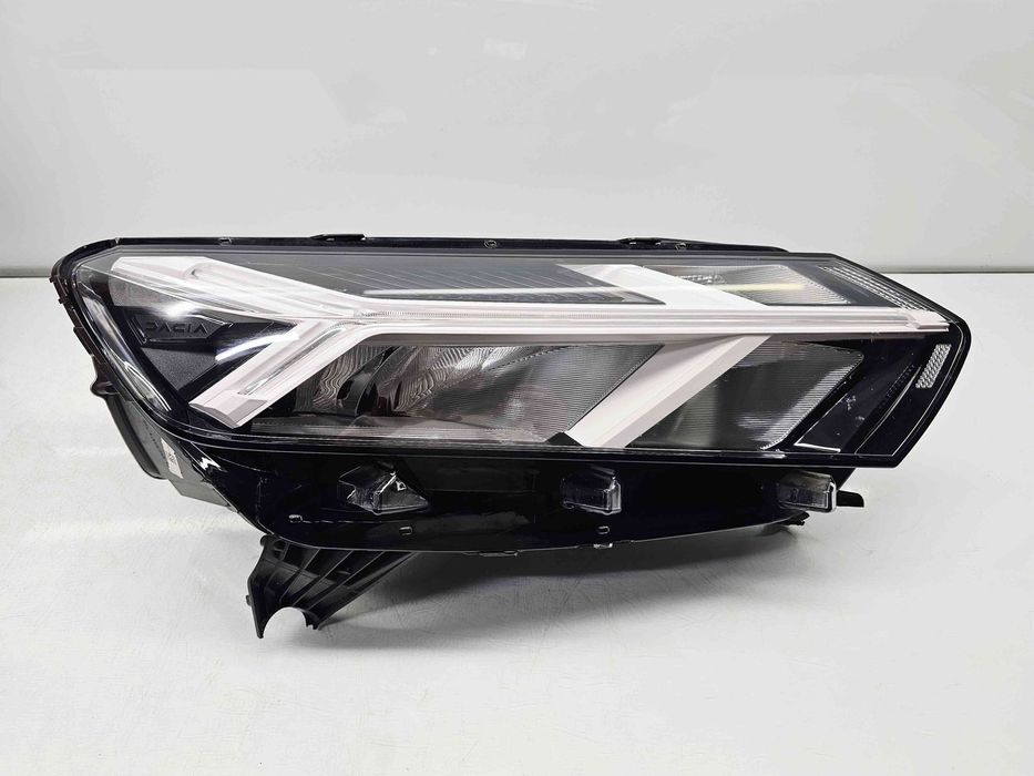 Far dreapta Dacia Jogger facelift [Fabr 2021-2025] 260104948R