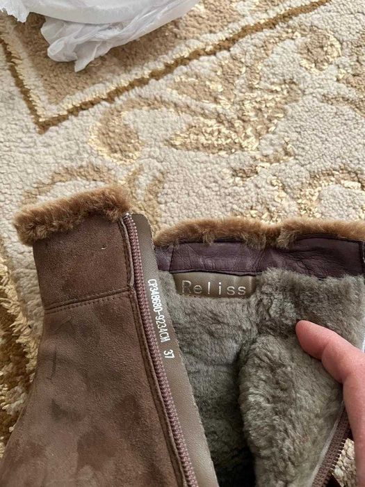 Продам зимние сапожки