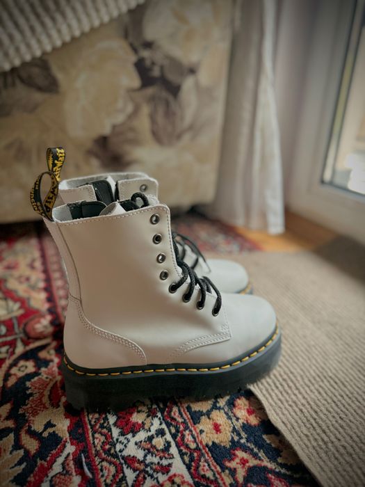 Dr.Martens- ботуши