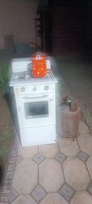 Газ плита двухкомфортка