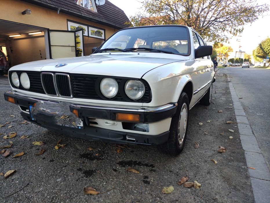 BMW 3 Series 1985
