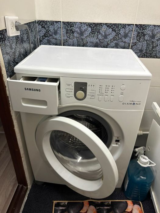 Продаю стиральную машинку Samsung