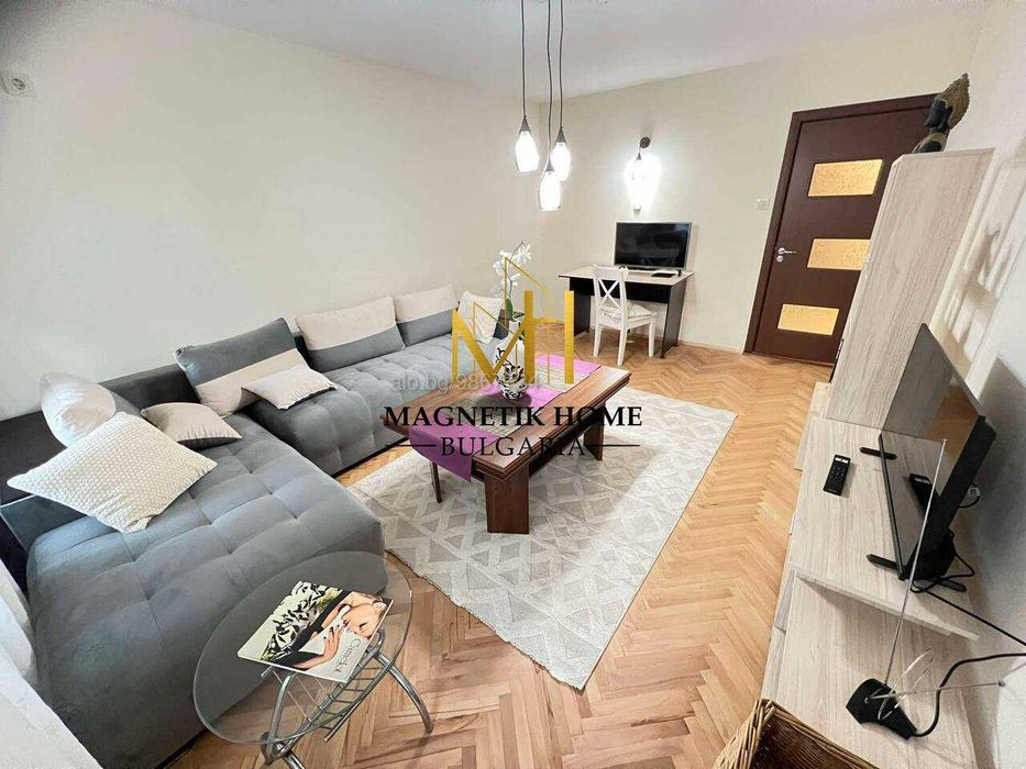 Дава се под наем Двустаен апартамент в Бургас, Лазур - 72 кв.м за 433.5 € - Снимка #1