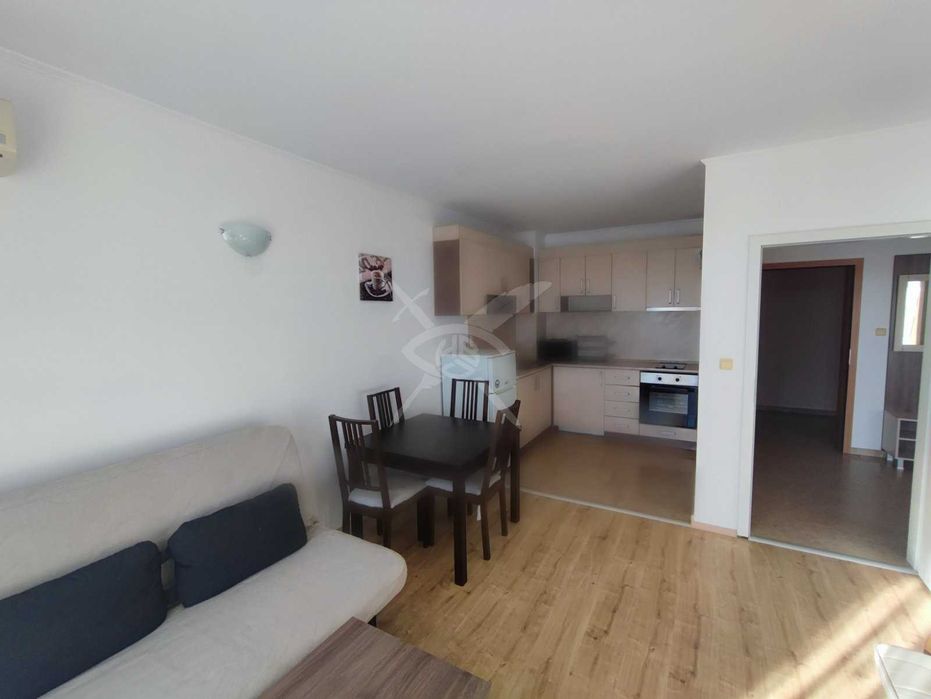 Тристаен апартамент в Несебър 70614