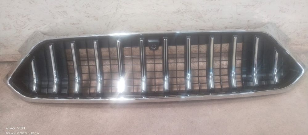 JAC J7 Решетка радиатора