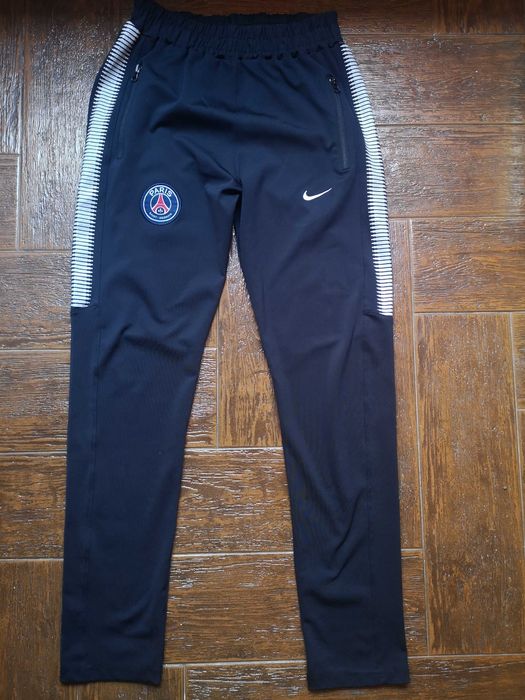 Trening Nike Paris