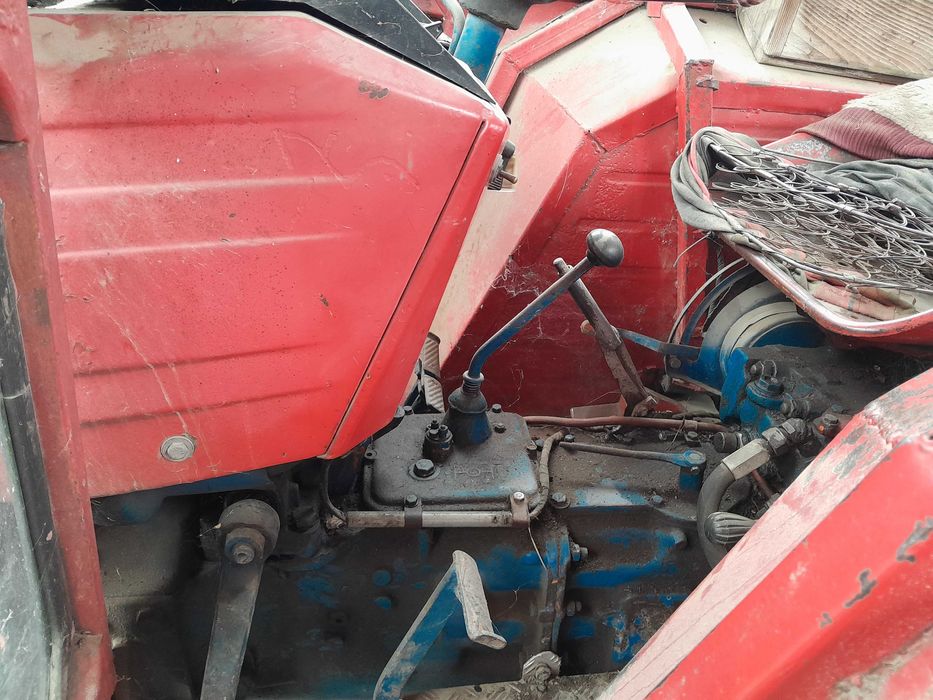 Tractor utb 445 cu carte CIV