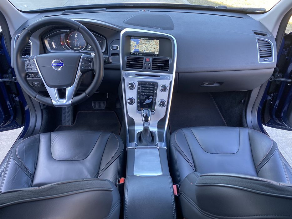 Volvo XC60 2.0 D4 OCEAN RACE automat extra full