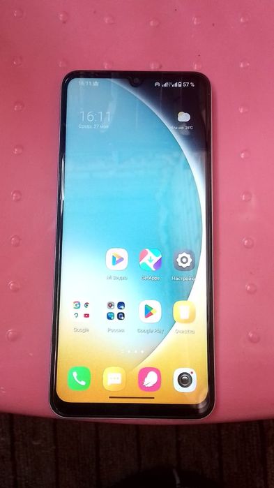 Продам телефон .